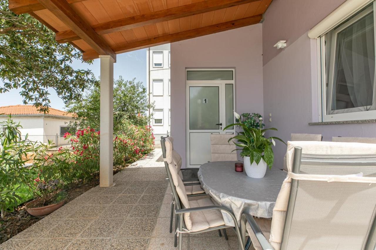 Tina Stinjan Apartment Pula
