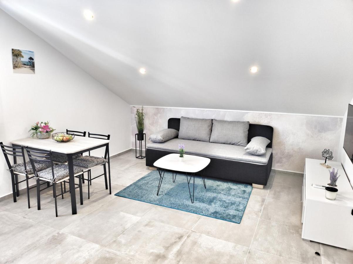 Apartment Tina Stinjan Pula