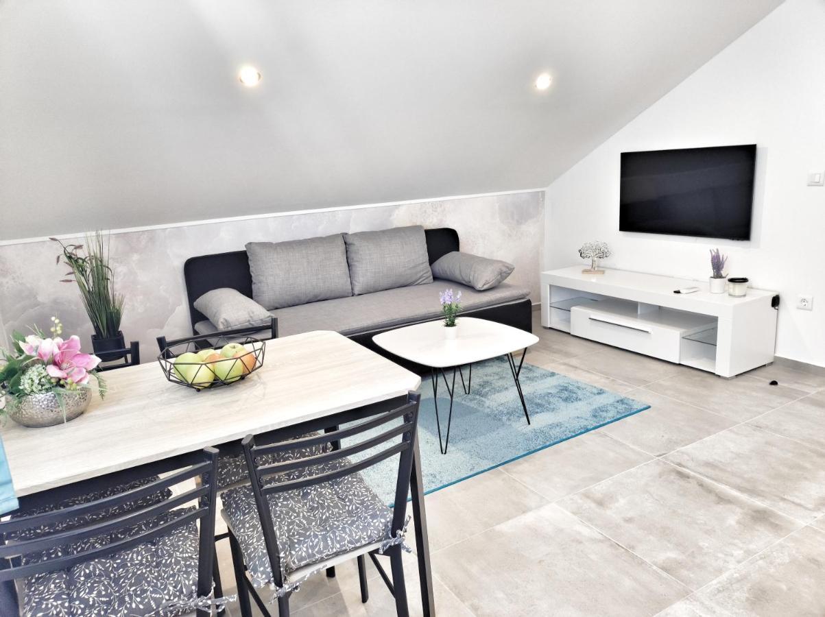 Apartment Tina Stinjan Pula