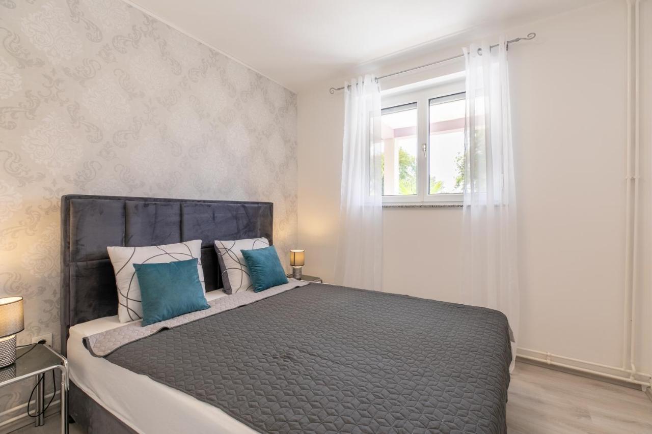 Tina Stinjan Apartmán